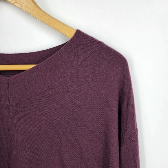 Chelsea28 Women's High Low Crewneck Sweater Cashmere Blend Size XXS NWT - Picture 4 of 10